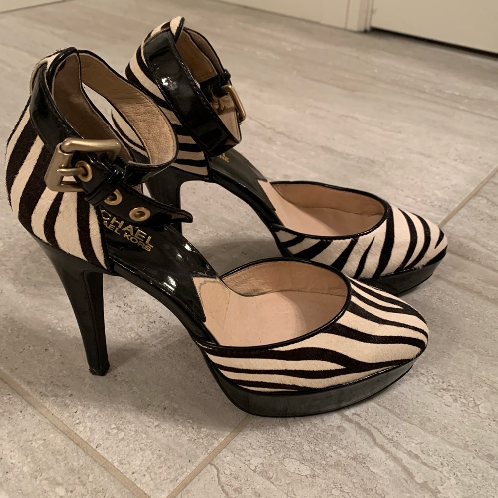 Zebra-Micheal Kors pump